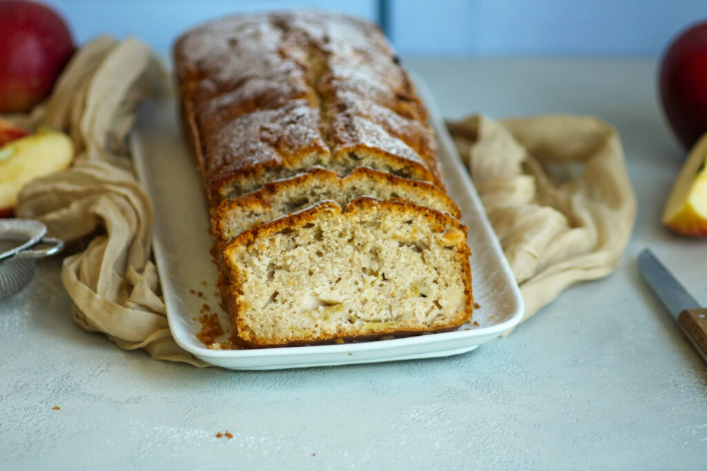 Apfelkuchen in der Kastenform