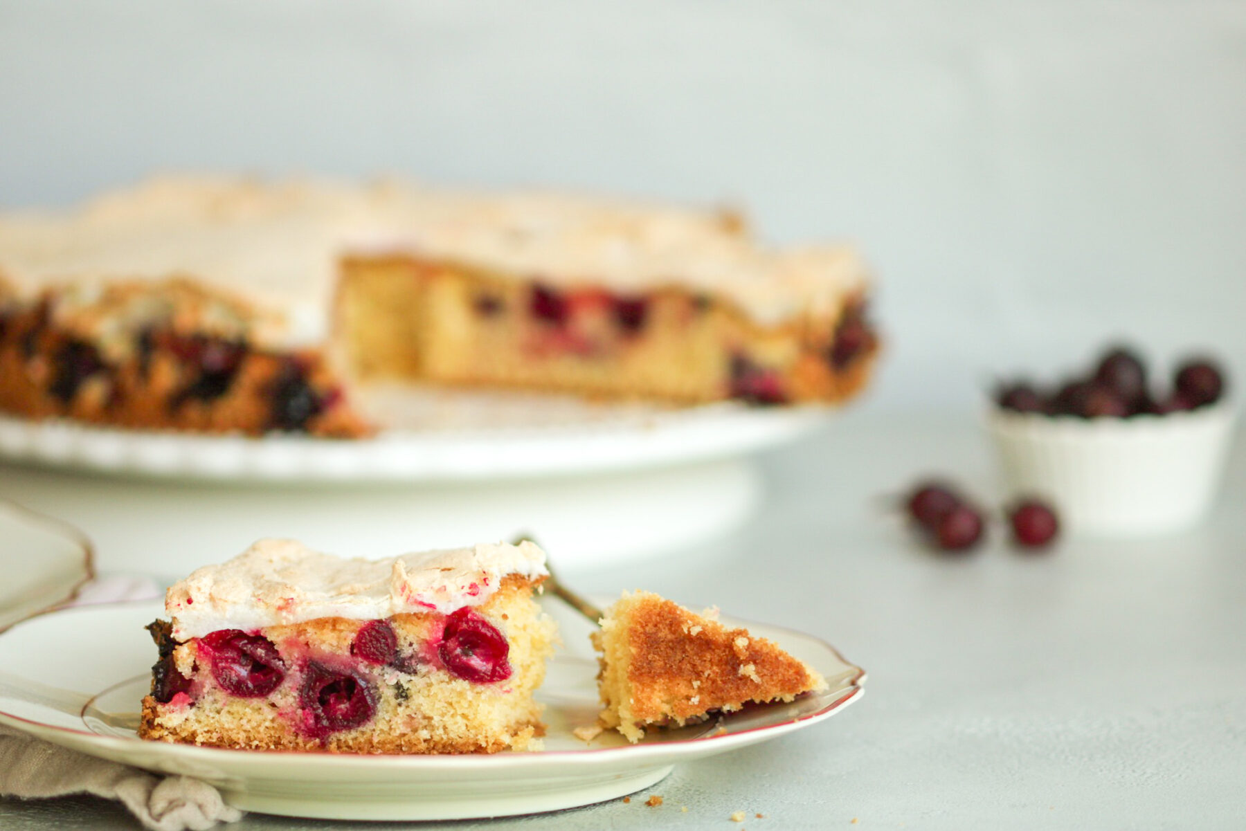 Stachelbeerkuchen mit Baiser Springform