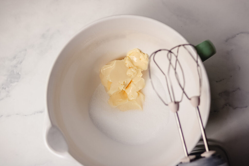 Zucker und Butter russischer Apfelkuchen