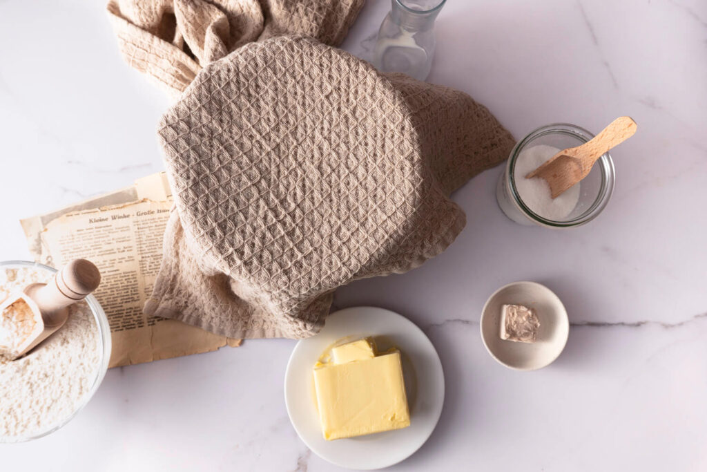 Apfelkuchen vom Blech mit Hefeteig - Zubereitung Hefeteig