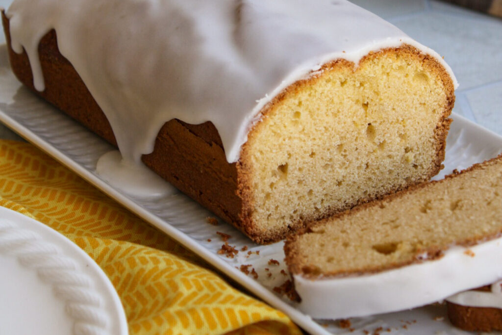 Zitronenkuchen Kastenform Anschnitt