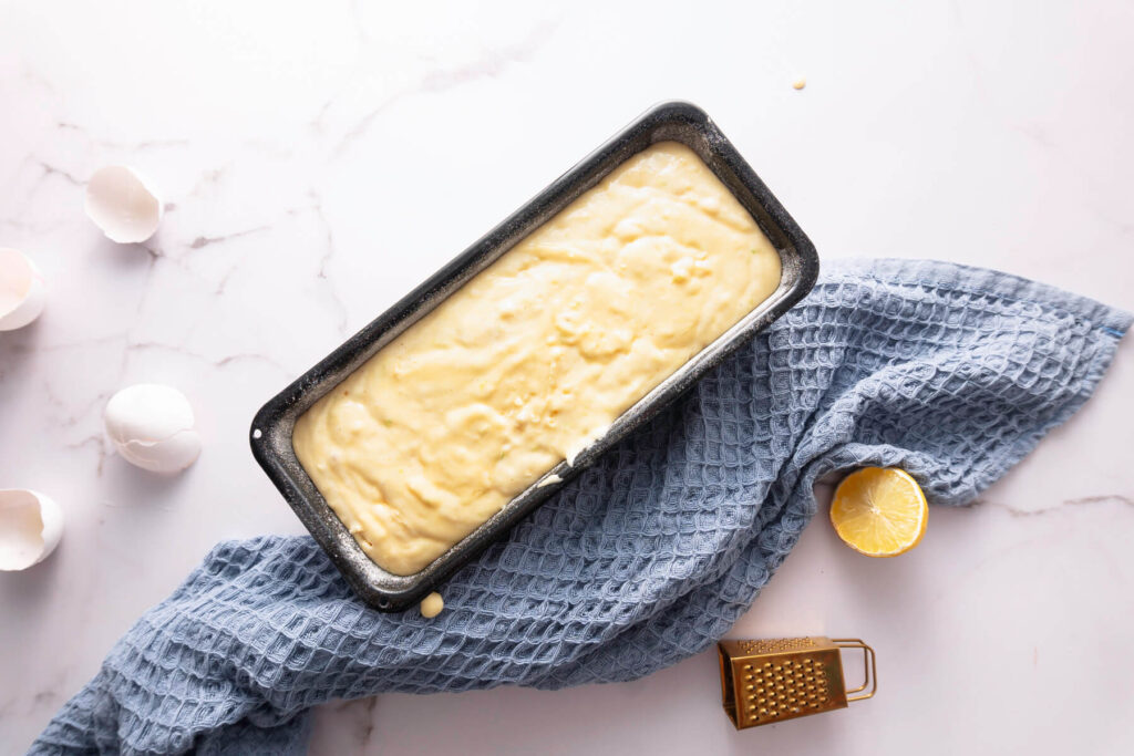 Saftiger Zitronenkuchen mit Öl Kastenform - Zubereitung