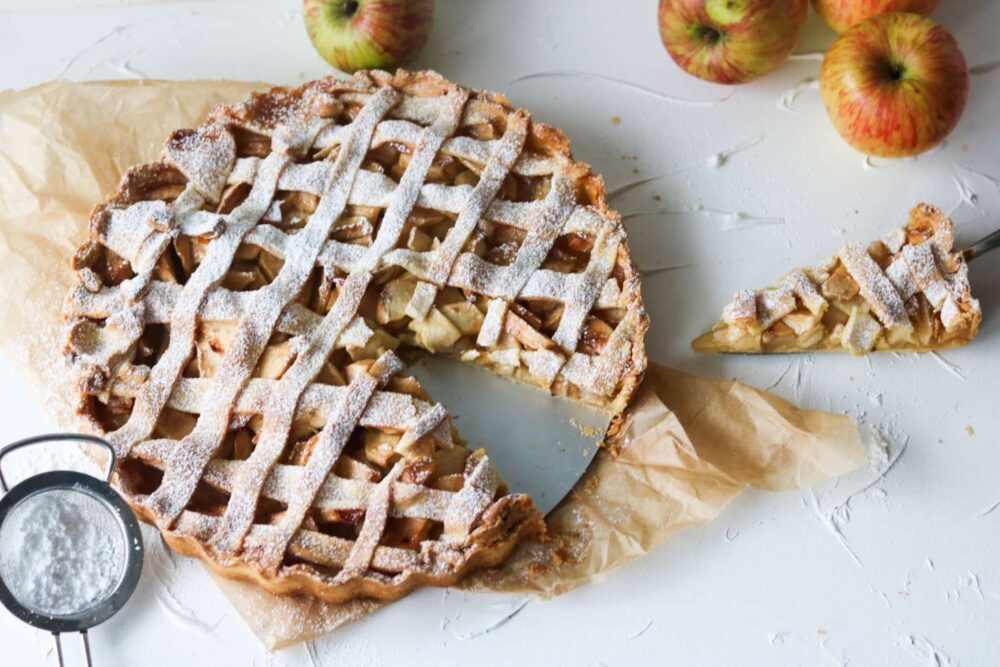 Russischer Apfelkuchen nach Omas Rezept (Springform)
