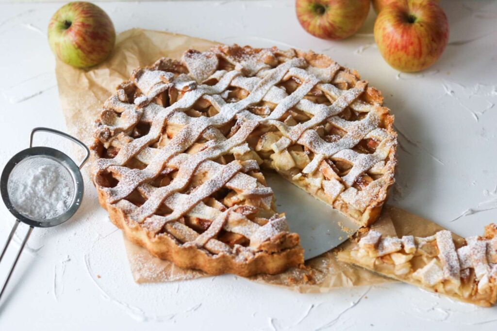 amerikanischer Apfelkuchen mit Mürbteig