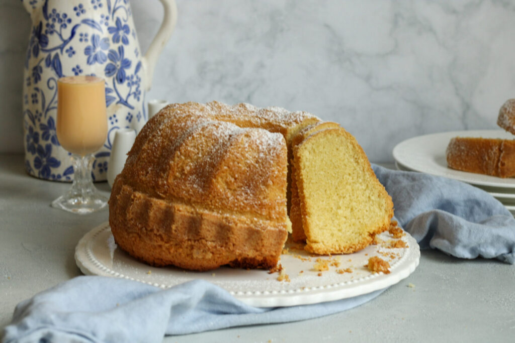 Eierlikör Gugelhupf Kuchen