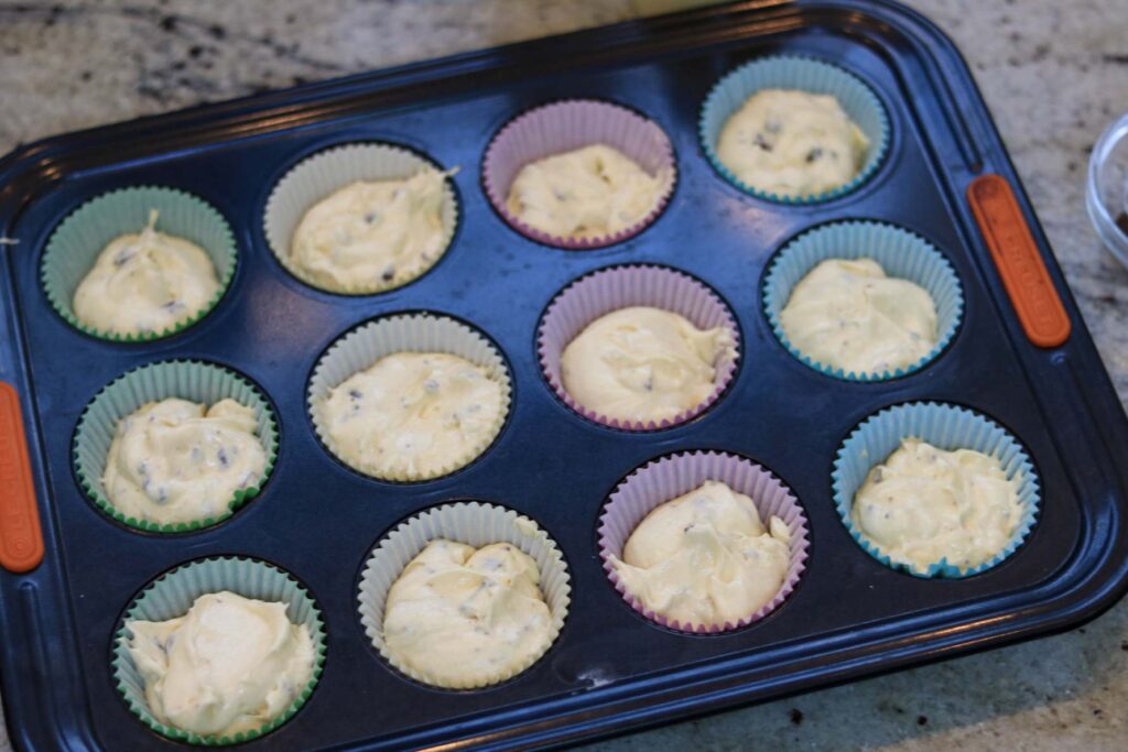 Eierlikör Muffins ungebacken in der Form