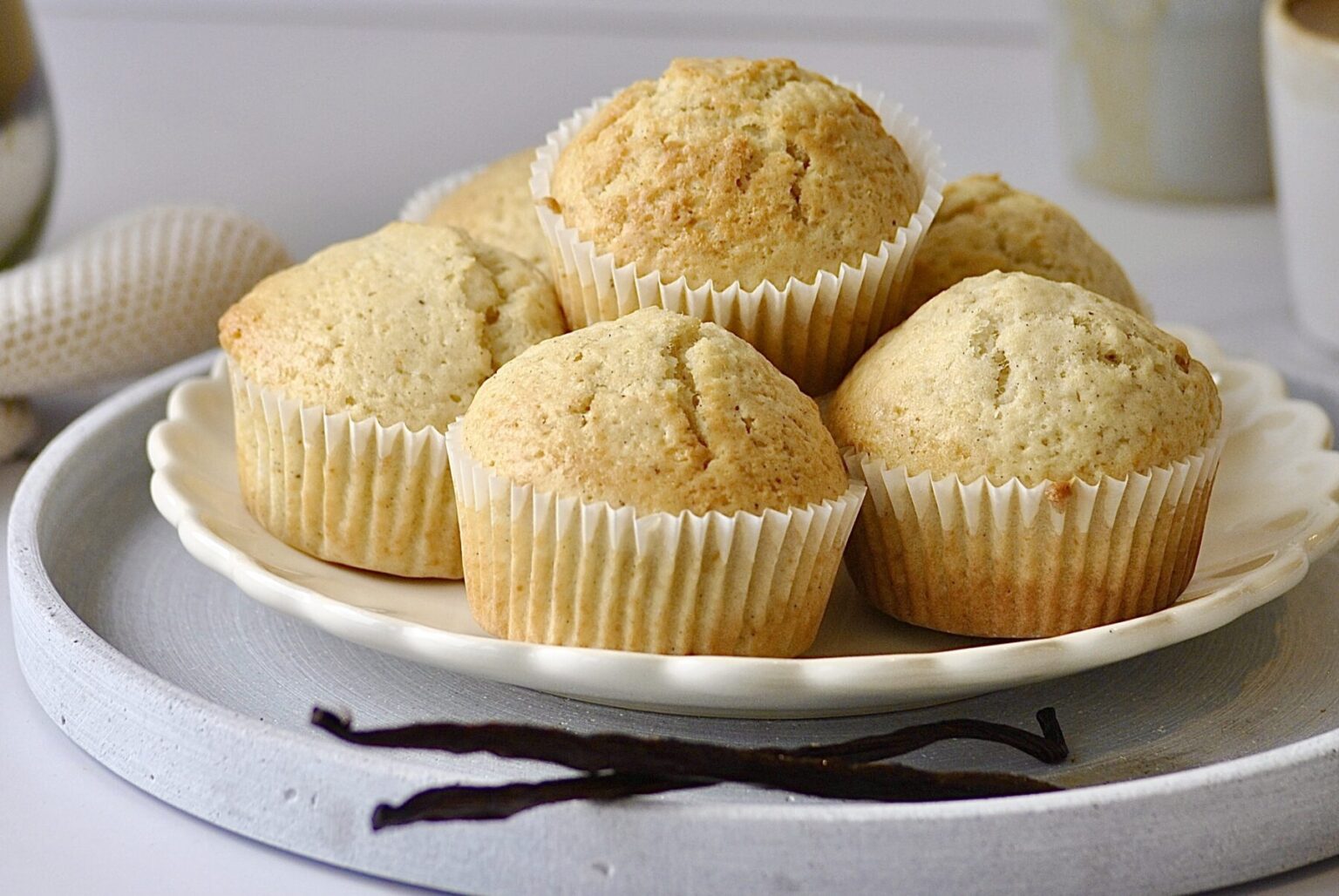 Sommerliche saftige Johannisbeer Muffins
