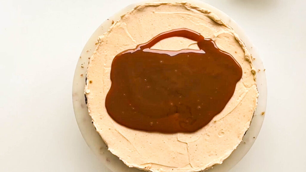 Peanutbutter Cheesecake mit Karamell