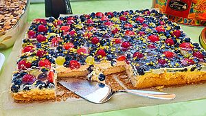 einfacher Obstkuchen vom Blech