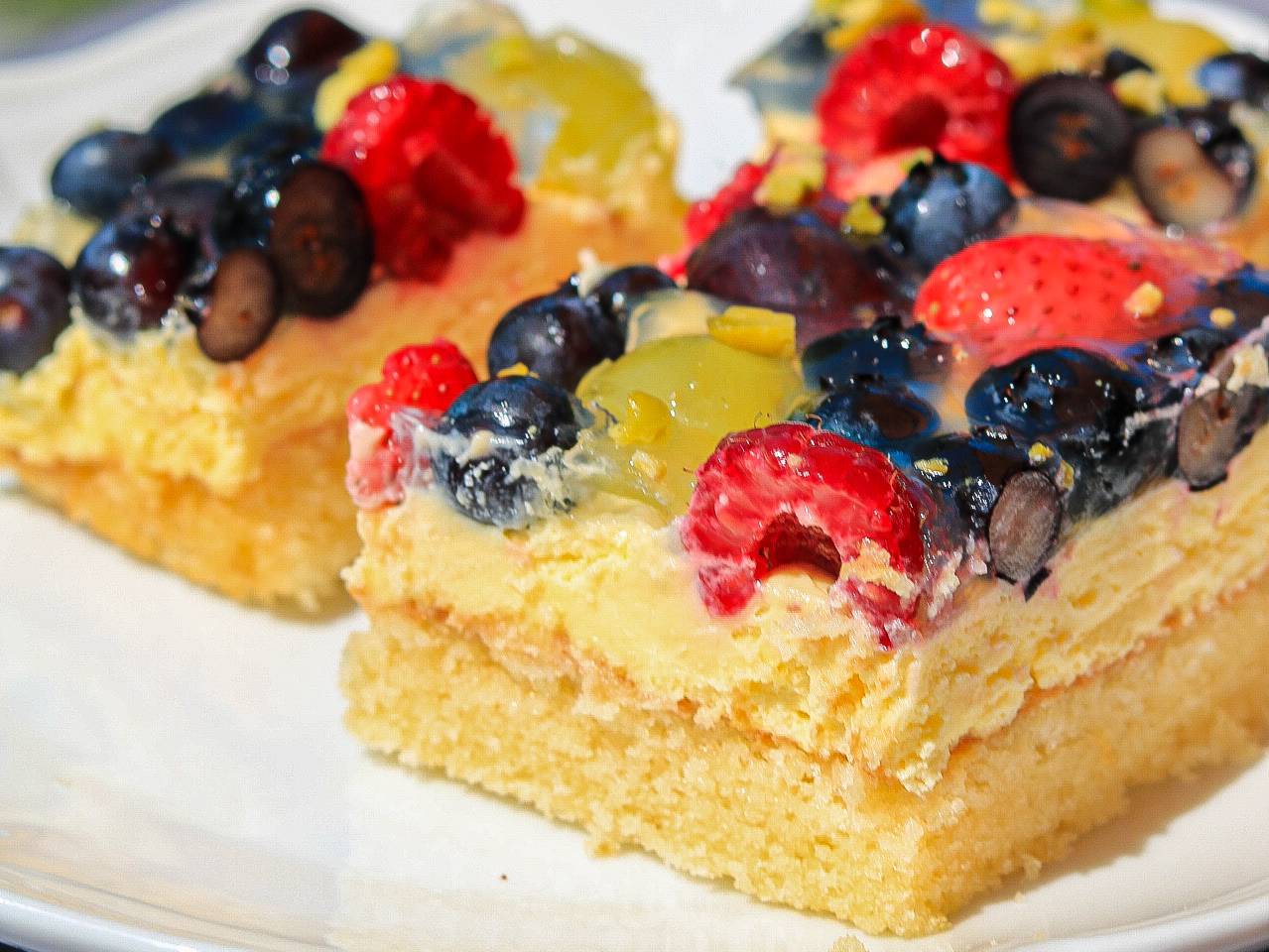 Gemischter Obstkuchen vom Blech