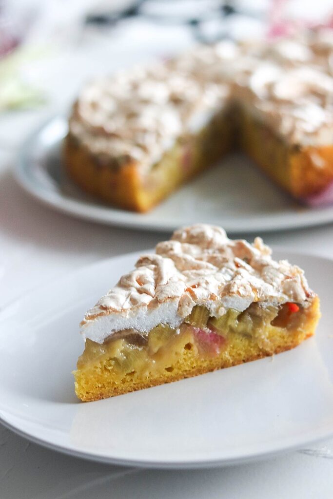Rhabarberkuchen mit Baiser