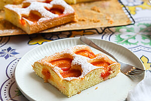 Aprikosenkuchen vom Blech