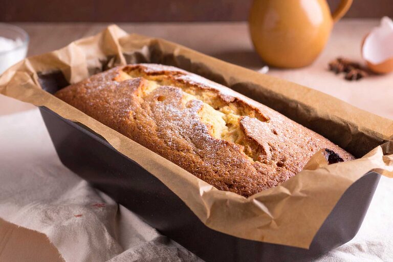 Kuchen aus der Form lösen