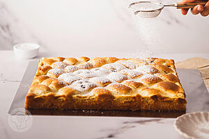 Steppdeckenkuchen mit Johannisbeeren