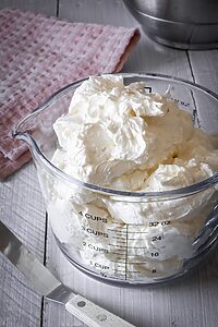 Swiss Meringue Buttercreme