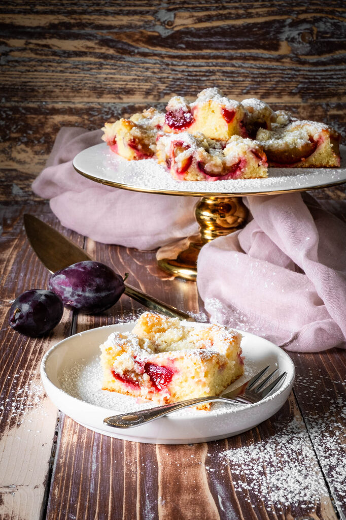 Zwetschgenkuchen mit Streusel vom Blech