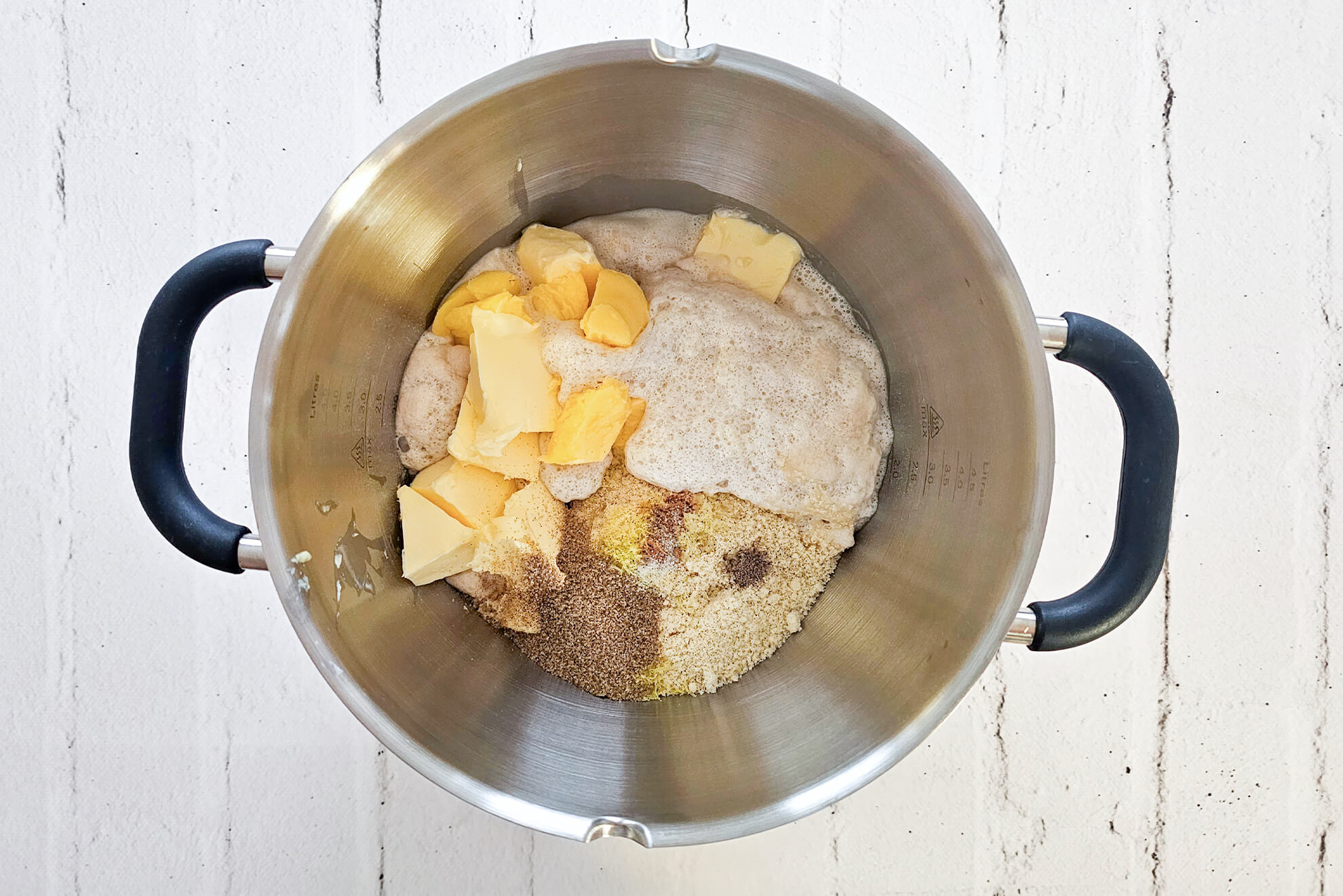 Christstollen Zutaten zum Teig kneten