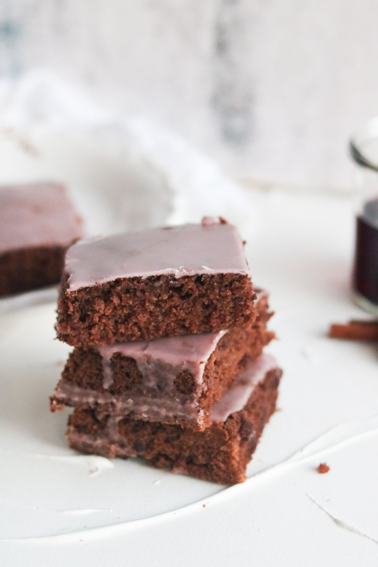 Saftige Glühweinschnitten vom Blech - Einfach Kuchen Saftige Glühweinschnitten vom Blech - Einfach Kuchen
