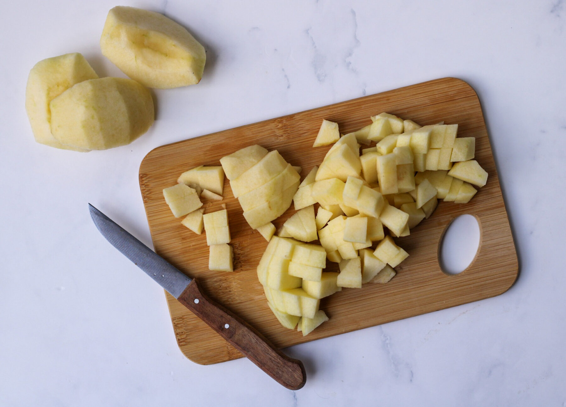 Russischer Apfelkuchen nach Omas Rezept (Springform)