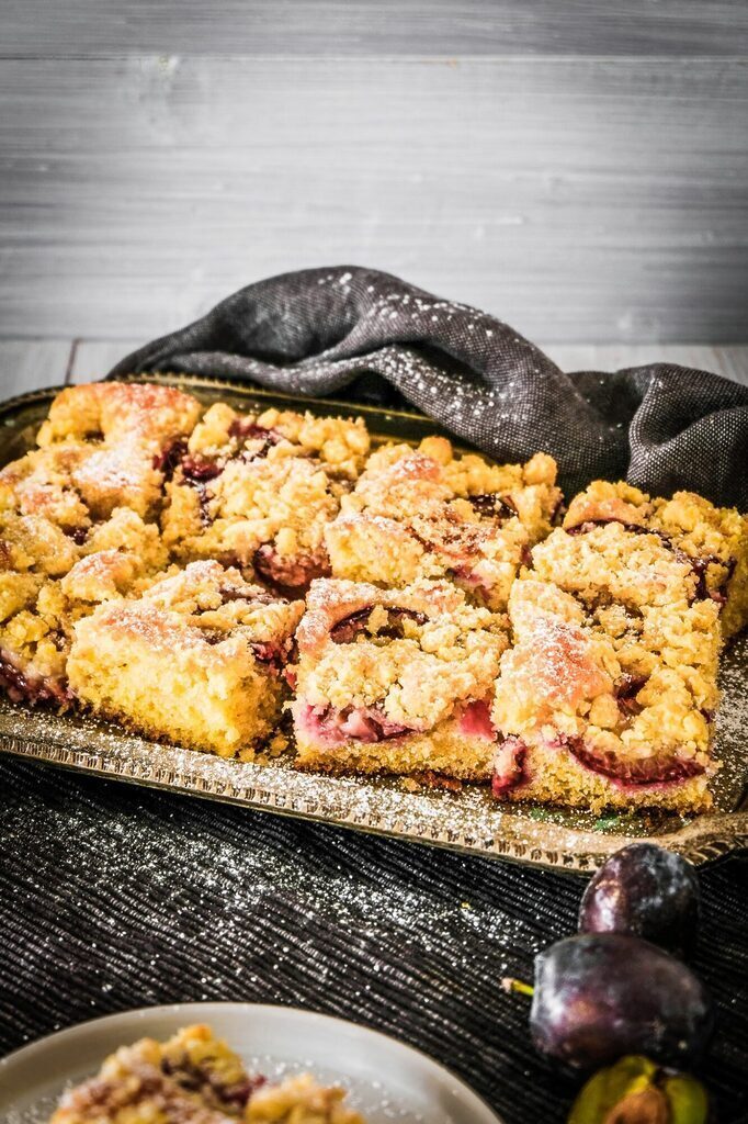 Zwetschgenkuchen vom Blech Rührteig