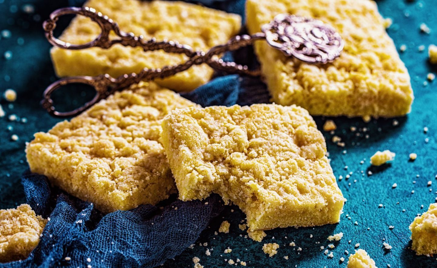 Klassischer Butter-Streuselkuchen -einfaches Blechkuchen Rezept