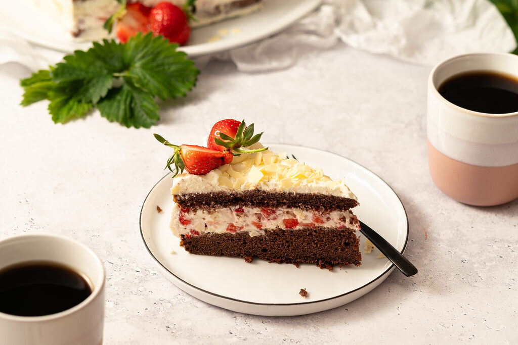 Muttertagskuchen Herz mit Erdbeeren