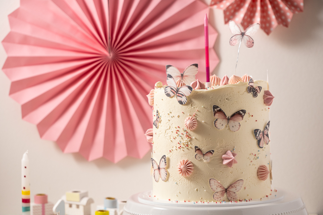 Schmetterlings Torte als Geburtstagstorte für Mädchen