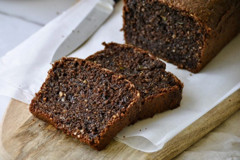 Weltbester Zucchini Schoko Kuchen