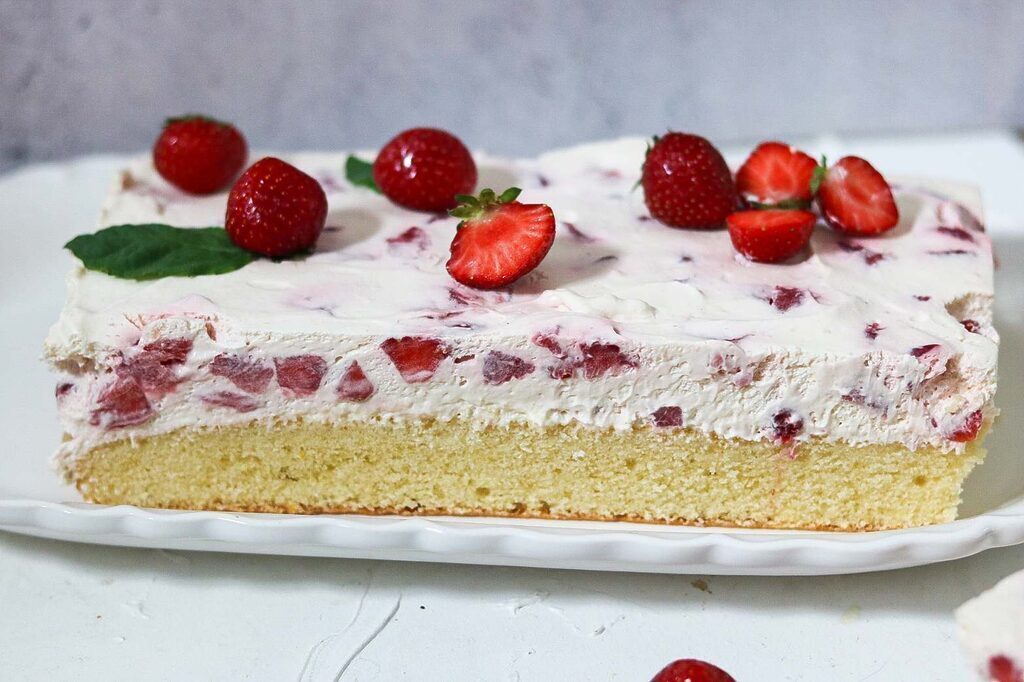 leckerer Fantakuchen mit Erdbeeren