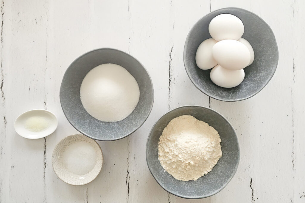 Ostertorte-mit-Mascarpone_Zutaten-Biskuit